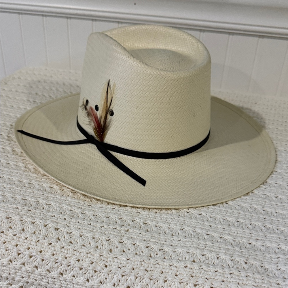 Charlie Horse Cream Wide Brim Straw Hat with Feather Accent